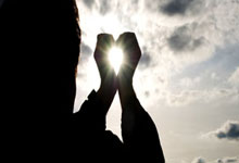 网上股票配资网站:加入股票交流群-凌晨！美联储重大发布！罕见警告：资产估值高企